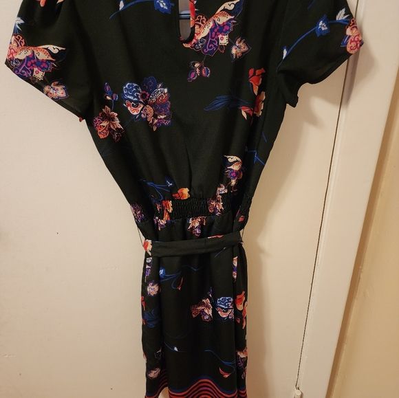 Flirty summer dress - Picture 2 of 3